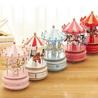 Dönen Atlı Karınca Müzik Kutusu